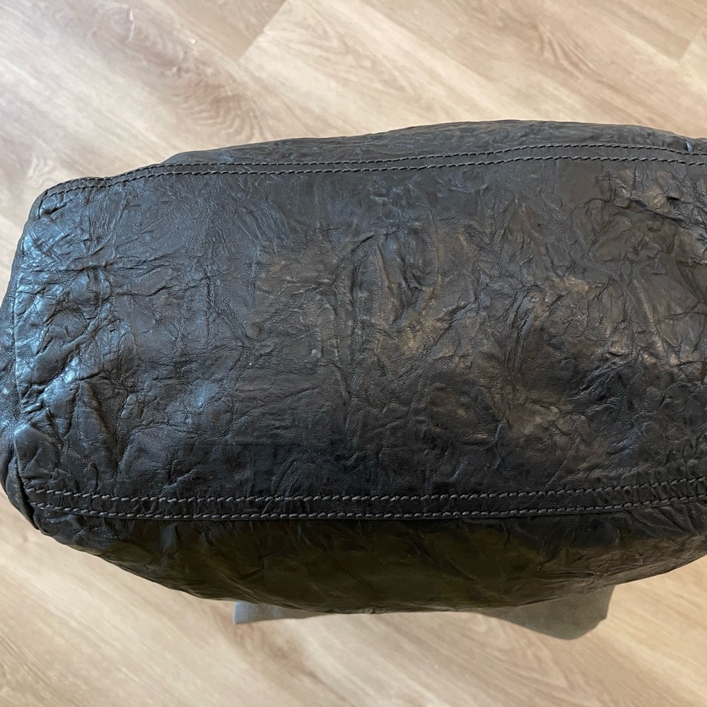 Givenchy Distressed Pandora Messenger Bag - Picture 7 of 10
